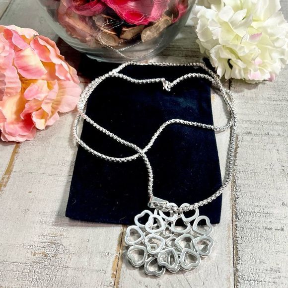 New Retro Style Silver Large Flower Pendant Fashion Necklace - Picture 5 of 10